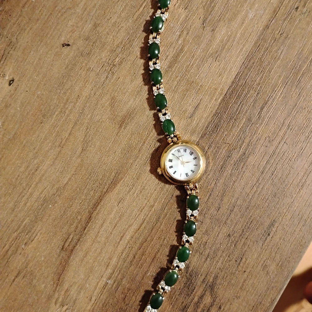 Vintage Quartz Watch - Jade green & CZ stone